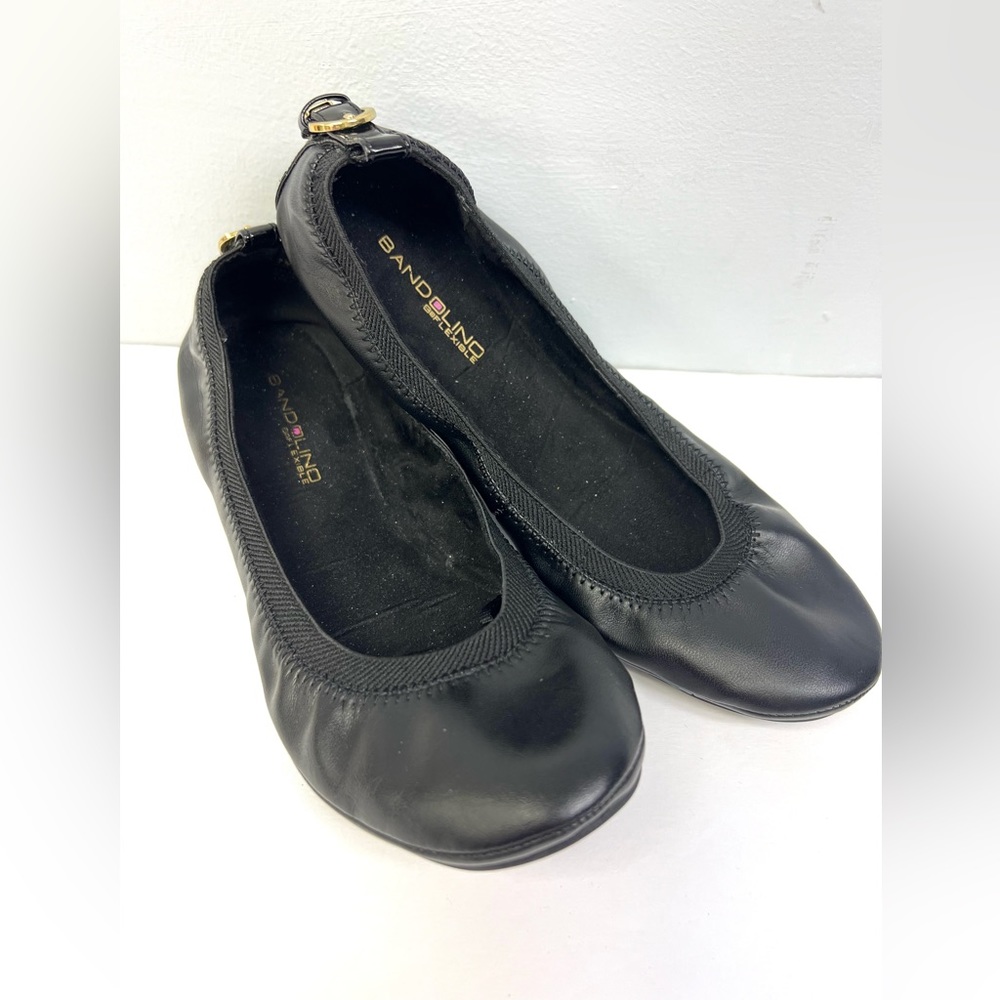 Bandolino - Stretch flats, black,‎ Size:7M, Buckle on heel, Pre-Owned